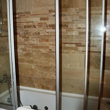 Apartman Gold City Sm Apartment *